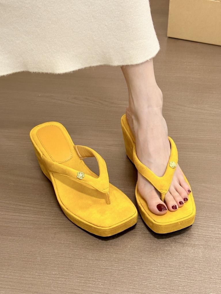 Mint Camellia! Temperament Suede Square Head Metal Buckle Slope Heel Flip-flops Female Summer Toe Thick-soled Slippers
