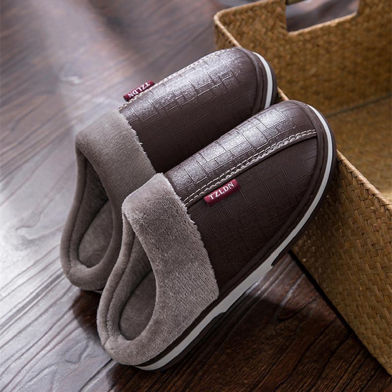 Velká velikost 50 51 Pánské pantofle z PU kůže Páry Vnitřní Vodotěsné Chlupaté Ploché Zimní Teplé Plyšové Boty Dámské Protiskluzové Domácí snímky