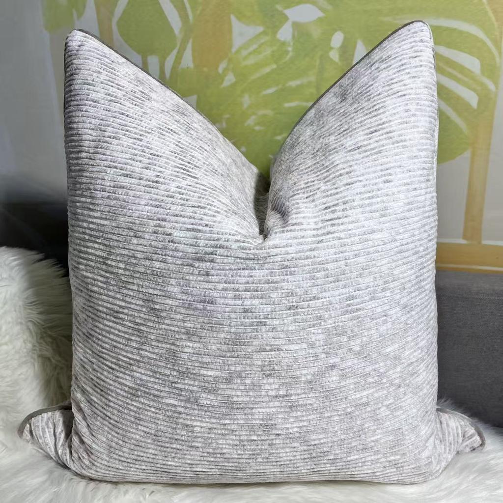 Custom Luxury Hotel Throw Pillow Cushion Cover Velvet Fabric Woven Animal Printing Soft Living Textured Black White Piping