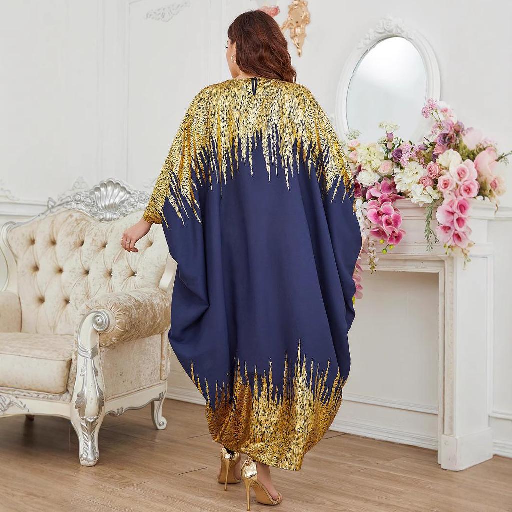 3057 Nahöstliches muslimisches Kleid: Kontrastnähte, weiter Fledermausärmel, Langarm mit Heißprägung