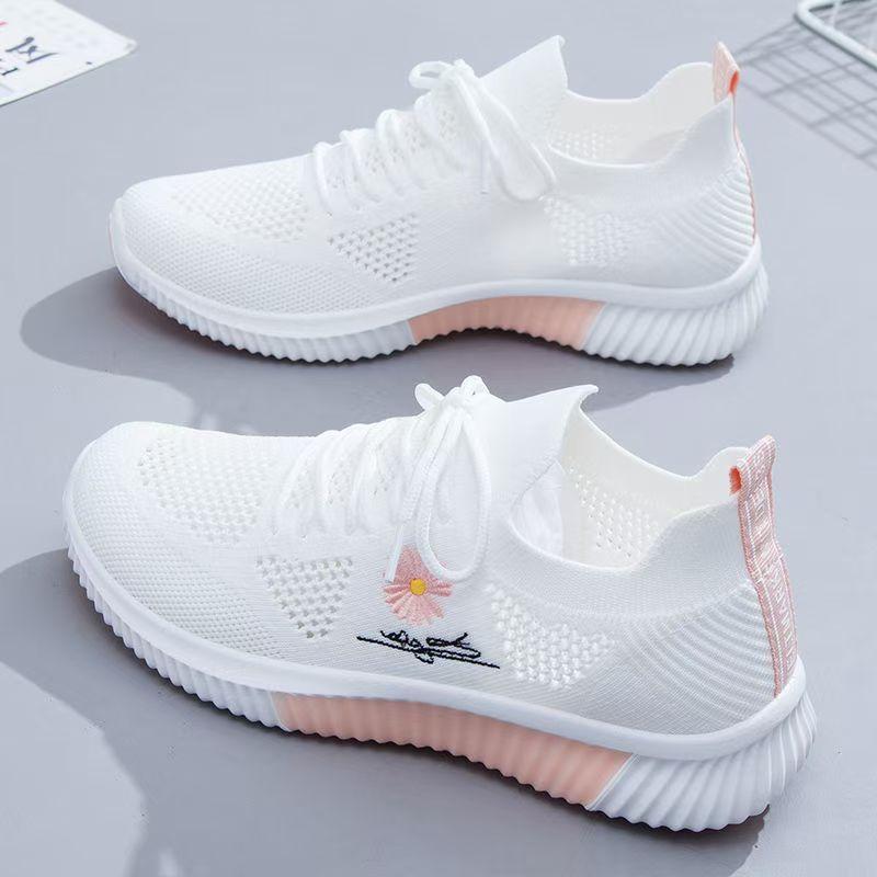 Flying knitting little white shoes small fresh girl tide shoes sports shoes running shoes single shoes casual shoes versatile women's shoes