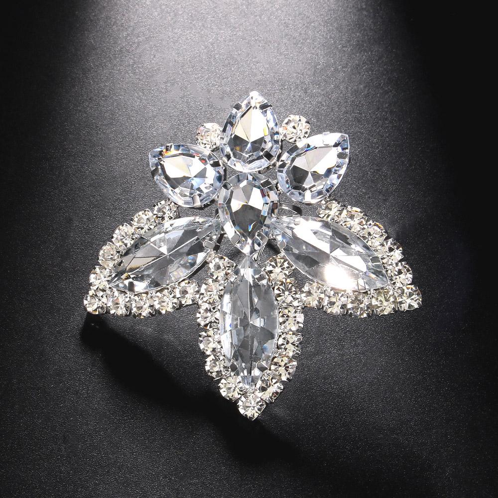 Stonefans Leaf Rhinestone Ring for Women Party Gift Luxury Design Jewelry Exaggerated Crystal Ring Adjustable Accessories серебряный