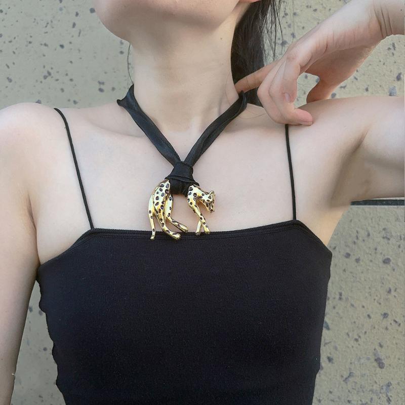 Французское ретро красное золото эмаль кулон-леопард ожерелье для женщин роскошная нишевая цепочка на ключицу ювелирные аксессуары подарок