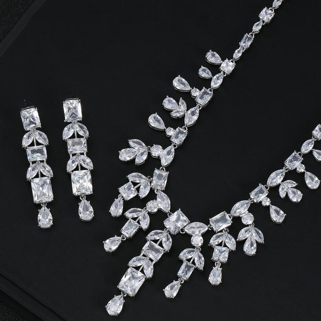 European Bridal Jewelry Set: White Zirconia Necklace & Earrings with Full Diamond Tassel for Engagement & Banquet