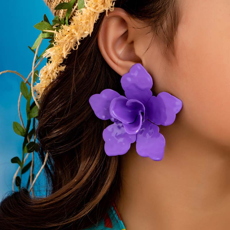 Exaggerated Metal Large Flower Stud Earrings for Women Vintage Red Drip Oil Petal Personality Earrings Party Zircon Accessories