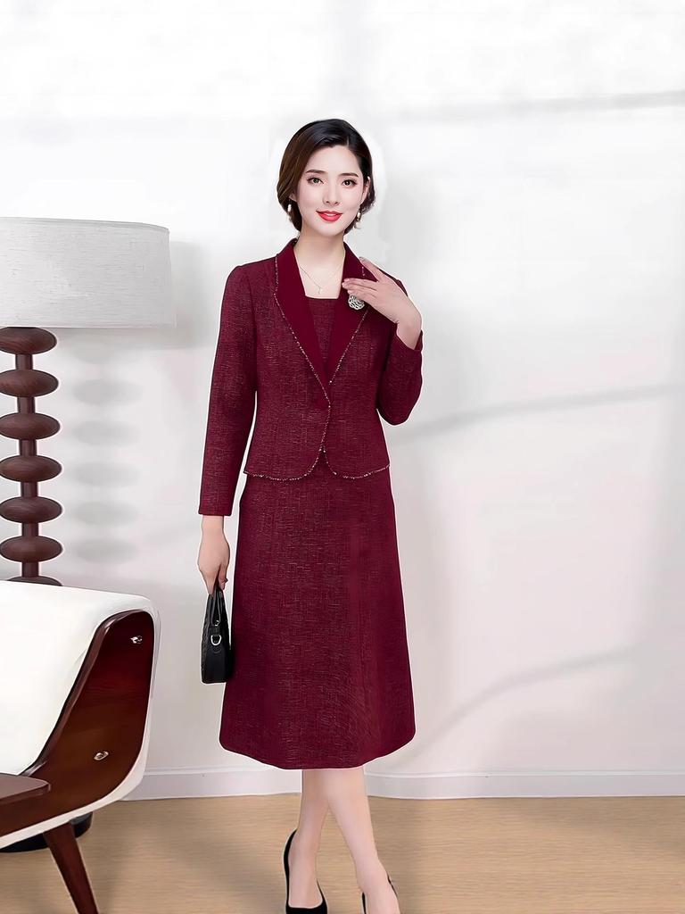 Elegant Winter Plus-Size Mid-Length Faux Two-Piece Dress for Mother-in-Law's Wedding Banquet 2025