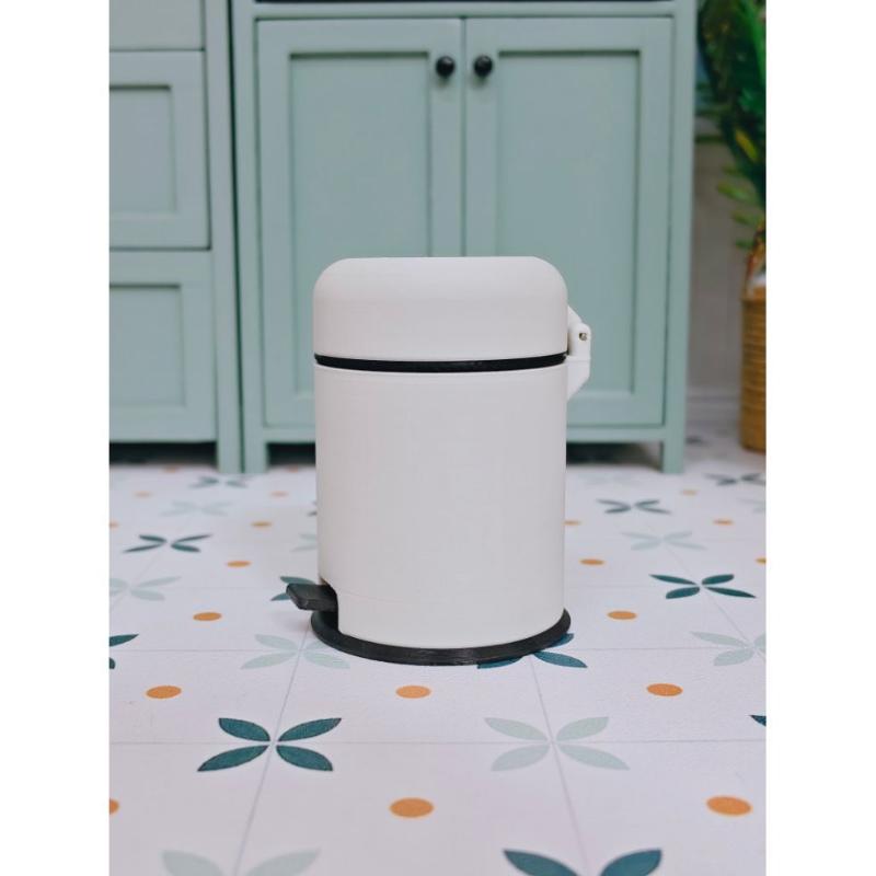 

1:12 Scale Mini Foot-Operated Trash Can Dollhouse Miniature Garbage Bin Model Tiny Furniture Scene Decoration білий