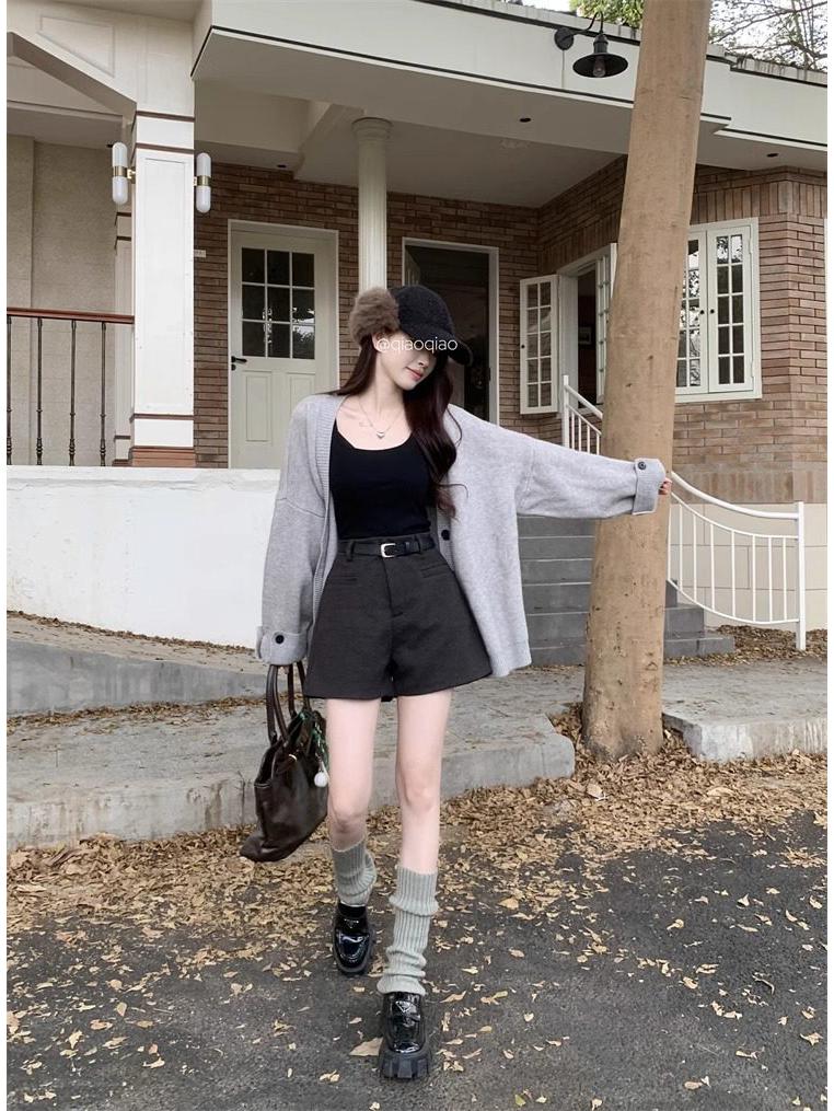 2026 Autumn Plus Size Women's High-Waist Wool Suit Shorts - Loose Bootcut Style