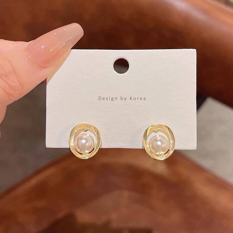 

Серьги-кольца с французским ретро-жемчугом для женщин - серебро S925, легкая роскошь, универсальный геометрический дизайн E5460 золотой