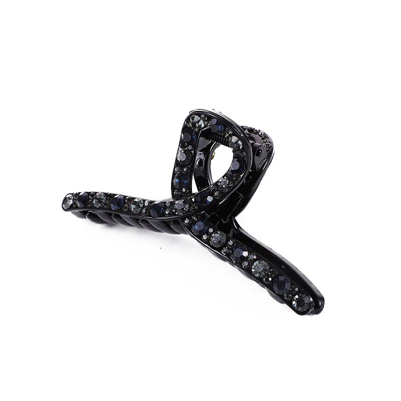 Elegant Rhinestone Diamond-Studded Shark Clip for Women