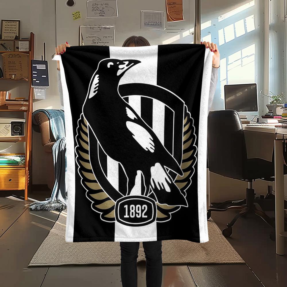 Collingwood Magpies  Print Flannel Blanket, High quality Comfortable for All Seasons, Home Decor, Warmth and Comfort