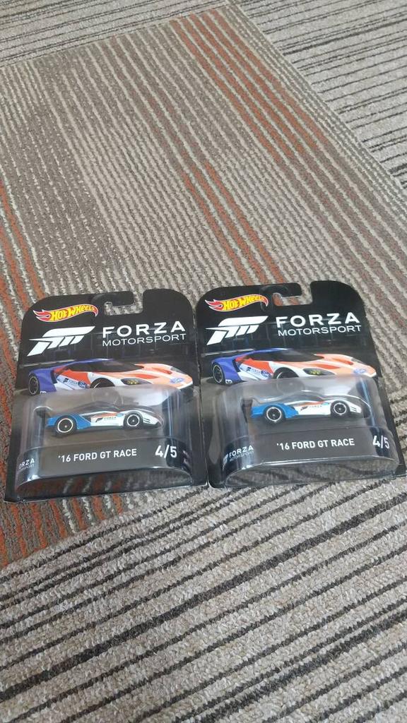 Hot Wheels FORD GT RACE of 1 4/5 (Set 2)