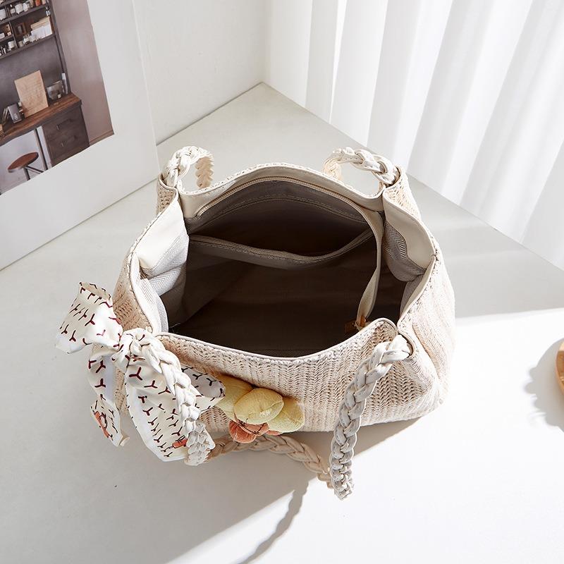Small Fresh Casual Shoulder Bag Large Capacity Personalized Twist Handbag New Fashion Simple Straw Bag