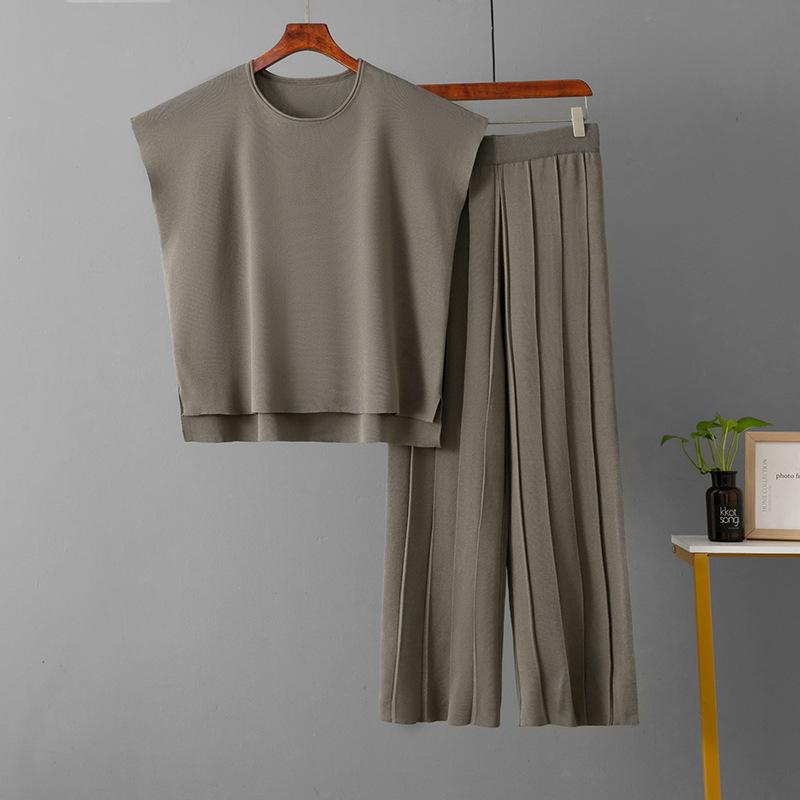 GMXIA Casual Women's Summer Solid-color Sleeveless Vest, Knitted Sweater, Wide-leg Pants, Large-sized Ice Silk Suit