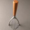 Kartoffelstampfer, 36 gleichmäßige Löcher, gleichmäßige Kraft, Kartoffelstampfer mit Holzgriff, Gemüse, Obst, manueller Stampfer, Küchenzubehör