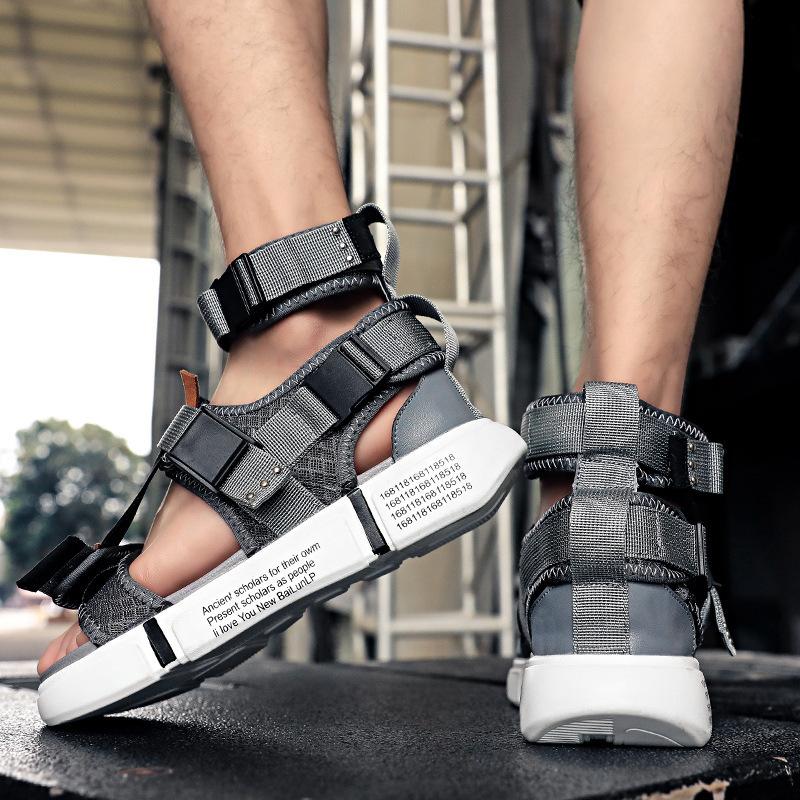 The New2025 New Men's Shoes Summer Breathable Men's Sandals Magic Buckle Beach Shoes Men's Mens Shoes