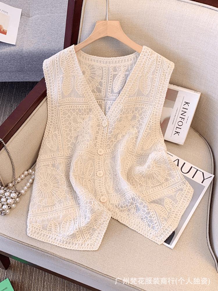 Literary and thin embroidered lace vest vest women's new casual style blouse temperament top apricot cotton