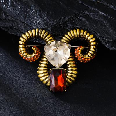 Personalized Retro Court Style Ancient Gold Goat Head Brooch Men's High-end Corsage Suit Dress Accessories Pin Badge