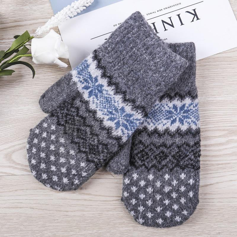 Fashion women's double-layer thickened thermal bag mittens, autumn and winter outdoor boys and girls couple rabbit wool gloves