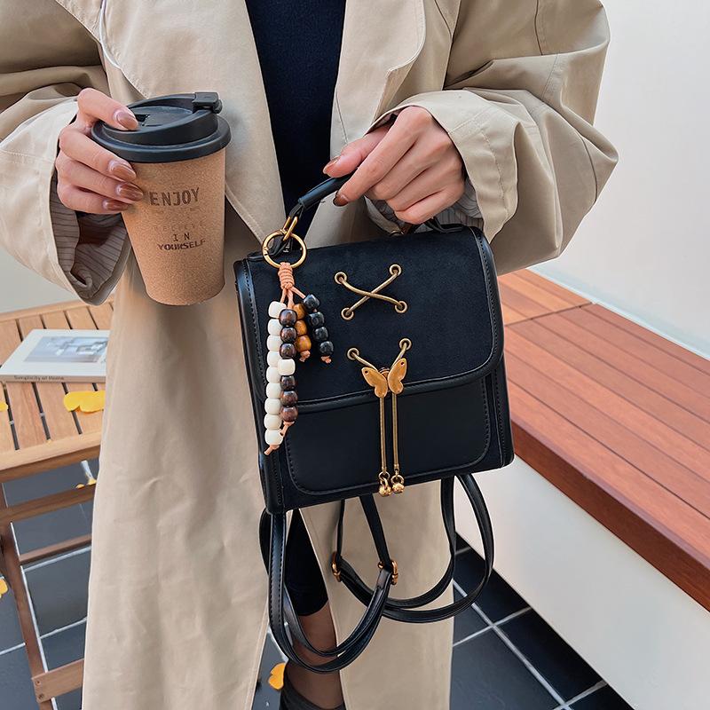 Backpack Women's Fashion Niche Design Portable Korean Version Casual School Bag Street Trend Student Lightweight Travel Backpack