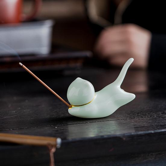 Incense Stick Holder Adorable Cartoon Multifunctional Cat Shape Ceramic Incense Holder for Home