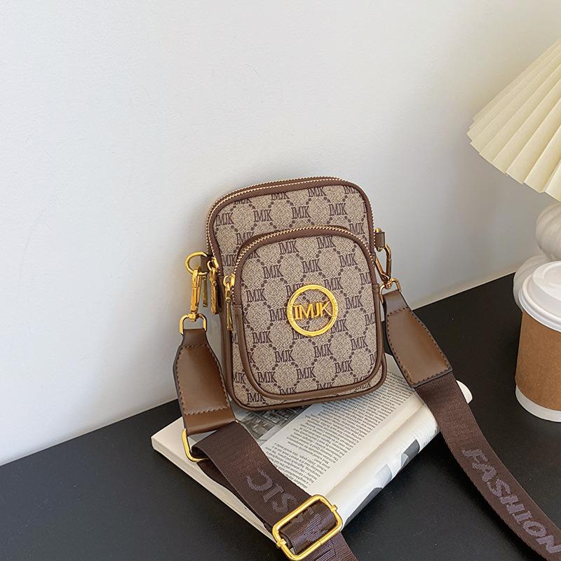 

Премиальная сумка женская новая модная с принтом букв трехслойная сумка для мобильного телефона универсальная широкополосная на плечо сумка-мессенджер