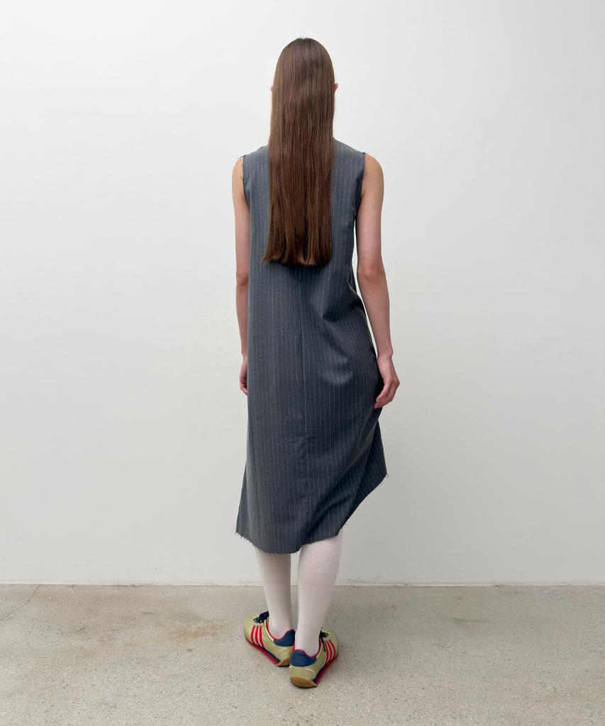 Daiaegeuneol Unbalanced Long Dress (Charcoal)
