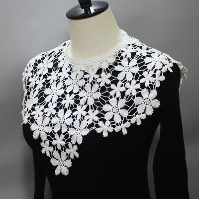 Elegant Hollow Neckline Lace Fabric Fake Neckline Collar Creative Lace Neckline  Wedding