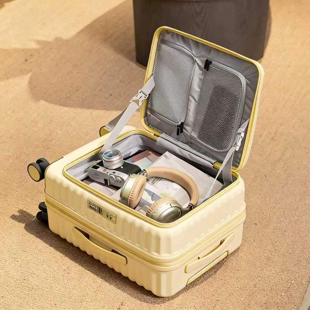 20-inch Expandable Carry-on Luggage with Side Opening and Lock - Men's Travel Set Option