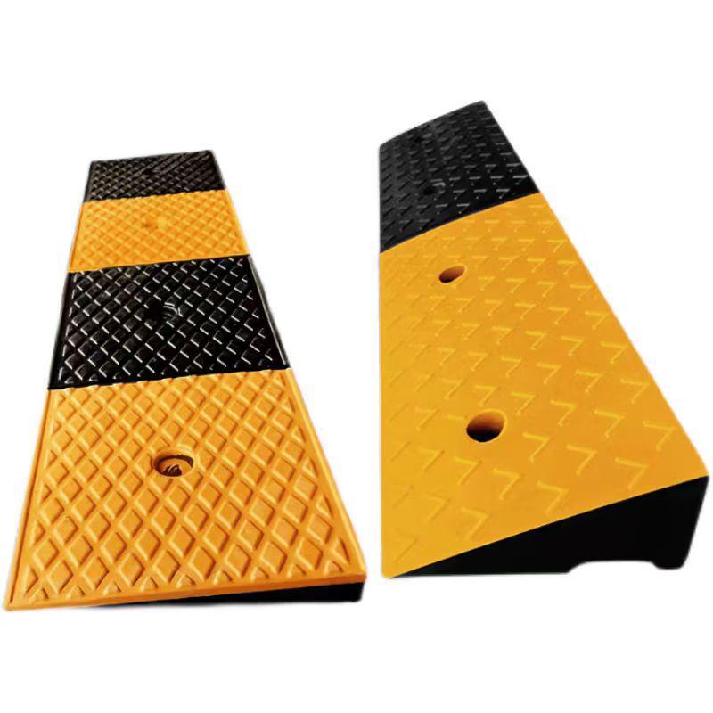 Rubber Curb Ramp Mat for Vehicles and Thresholds