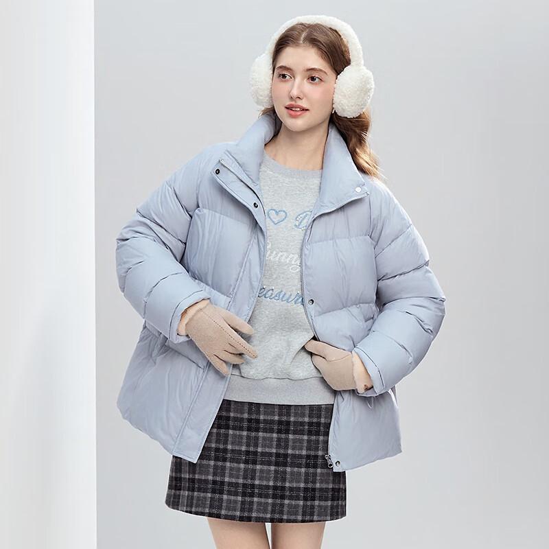 Betu Women's Letter Embroidered Lace-Sleeve Sweatshirt