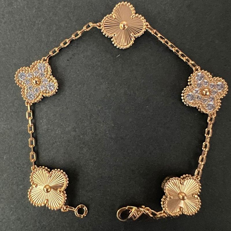 Exquisite Four-leaf Clover Bracelet for Women Five-flower Bracelet Double-sided Natural White Mother-of-pearl and Carnelian Bracelet