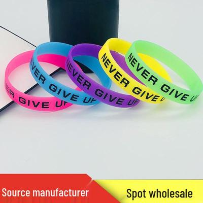 Inspirational 'Never Give Up' Luminous Silicone Bracelet for Festivals and Parties
