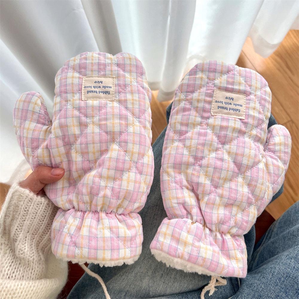 Korean Cute Winter Gloves & Neck Warmer: Thick Velvet for Women & Men, Ideal for Cycling & Riding, Perfect for Students' Cold Protection