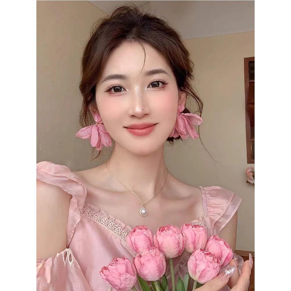 Resort Style Sunflower Earrings - Spring/Summer 2025 Collection for Women