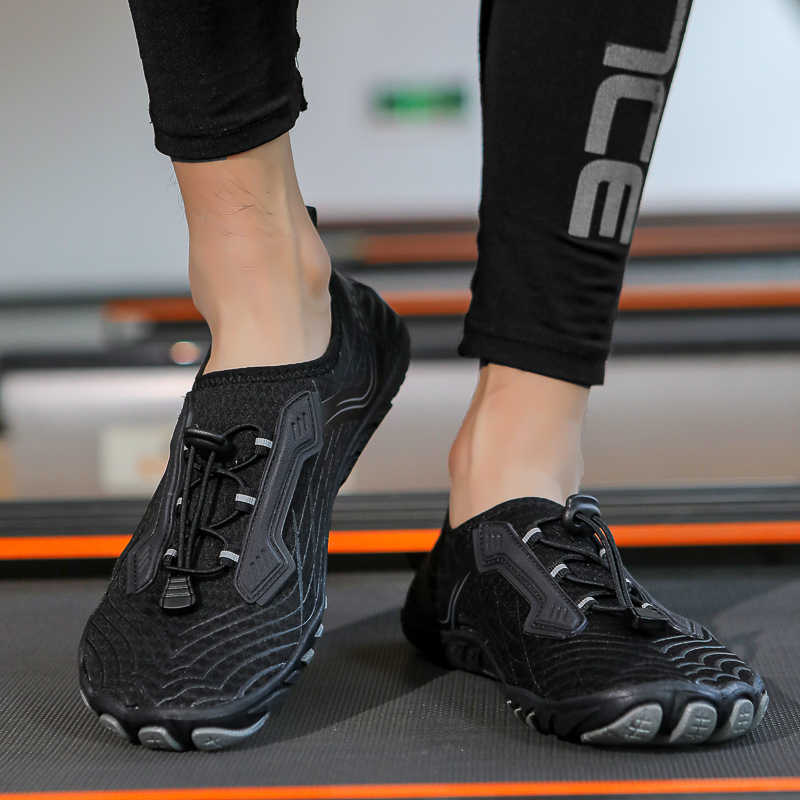 Fashion Non-slip Mash Shower Slipper Sneakers Woman Shoes Sandals Womens Sport Funny Badkets Tenismasculine Badkets Krasofka