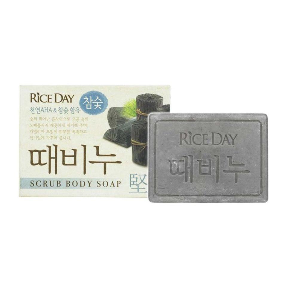 

LION Scrub body soap charcoal Мыло-скраб для тела с древесным углем