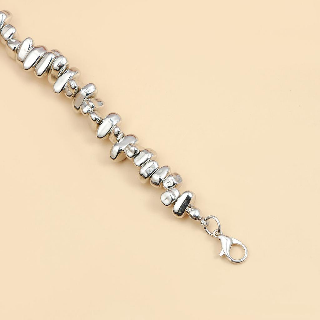 Heart Tassels Pendant Necklace With Irregular Beads Designs Unique Collarbone Chain Charm For Fashionable Young Women