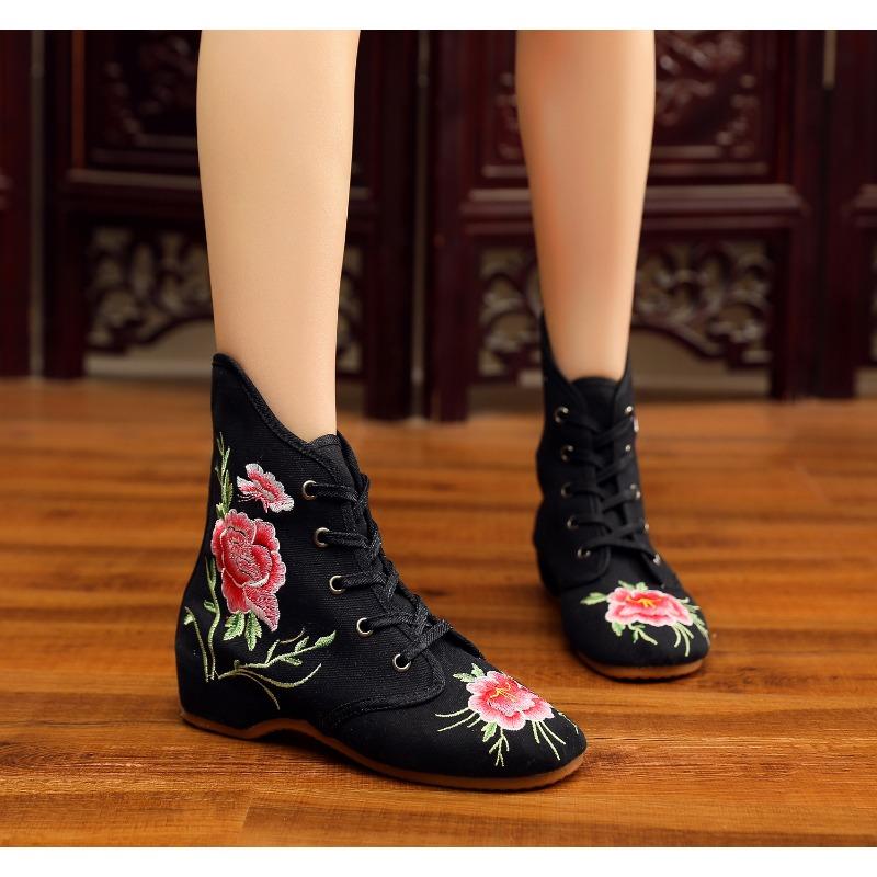 Autumn and winter cm boots embroidered cloth shoes short boots women's inner heightincreasing cloth shoes women's boots