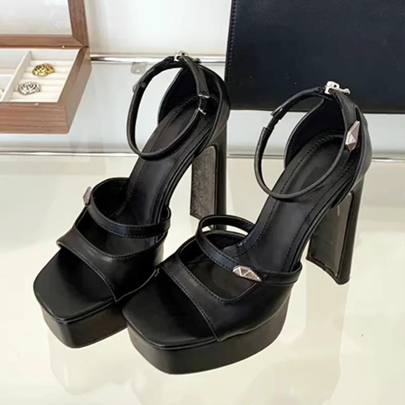 Luxury Patent Leather Platform Sandals Women 2025 Summer Zip Cover Strap Design Chunky High Heels Elegant Banquet Dress Shoes