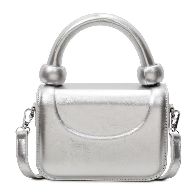 Premium sense niche messenger bag women's bag 2025 new versatile exquisite handbag bag fashionable commuter shoulder bag