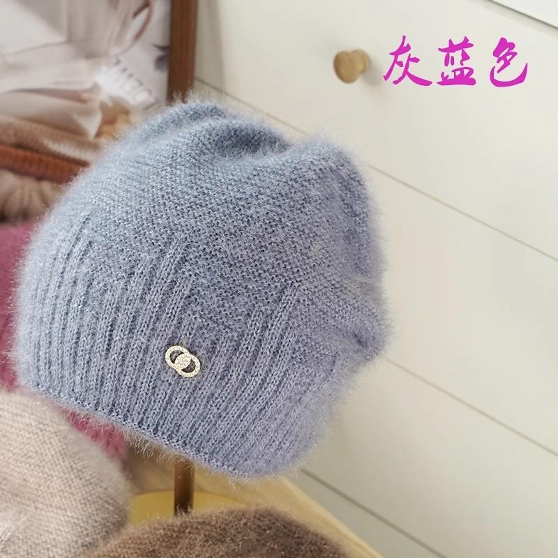 Women's Winter Hats, Girls' Warm Thick Hats, Outdoor Headwear, Knitted Hats, New Elastic Striped Women's Daily Hats with Straps