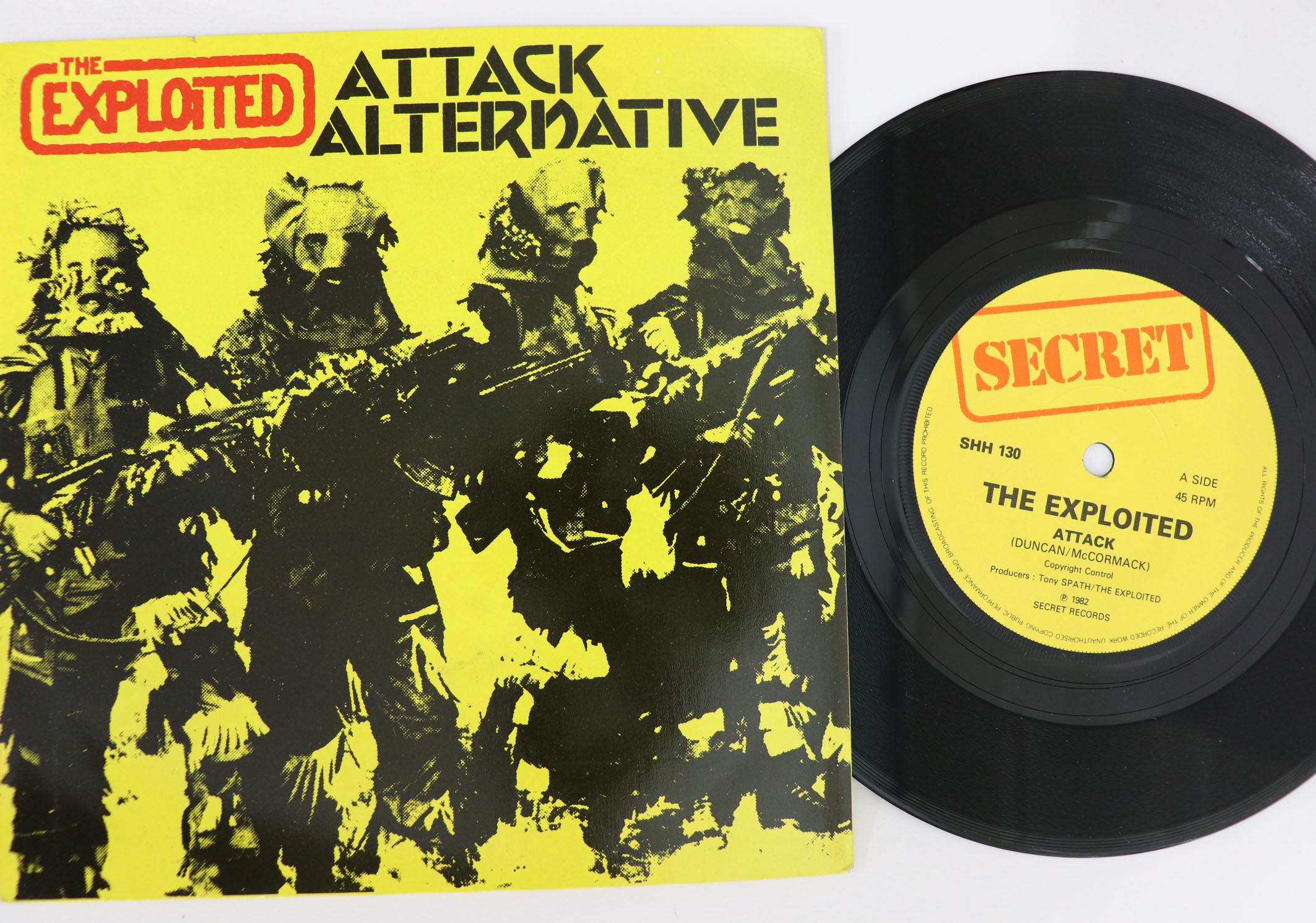 

7inch Record EXPLOITED - Attack / Alternative SHH130 SECRET RECORDS 1982 UK Rock Used