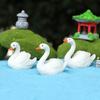 Figurine Cygne Miniature Mini Cygne Blanc Statue Résine Ornement Animal Réaliste Maison de Poupée Jardin de Fées Micro Paysage Décoration
