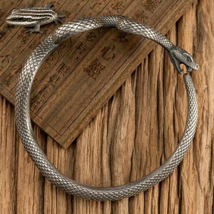 Dark Black Snake Retro Bracelet Imitation Carved Snake Zodiac Bracelet for Men and Women