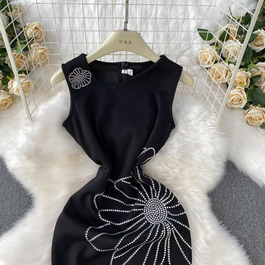 Dinner Party Dress Women's Summer High Sense Hot Diamond Flower V-Neck Sleeveless Slim Skinny Split Dress