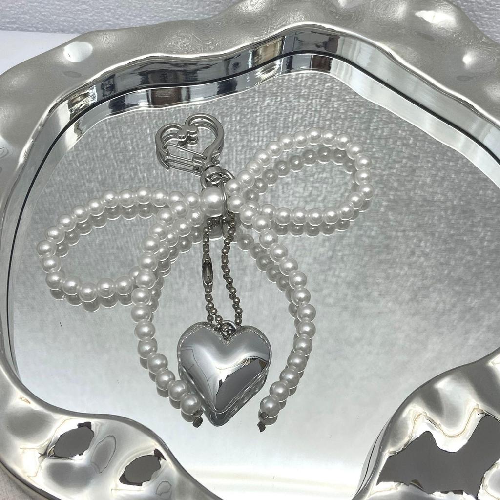 Stylish Pearl Bow Heart Pendant Keychain - Unique DIY Bag Accessory