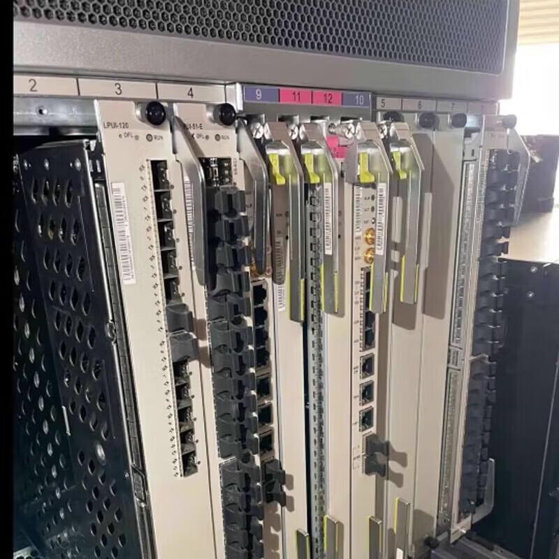 Huawei CR5D00E8GF72 Multi-Service Line Card