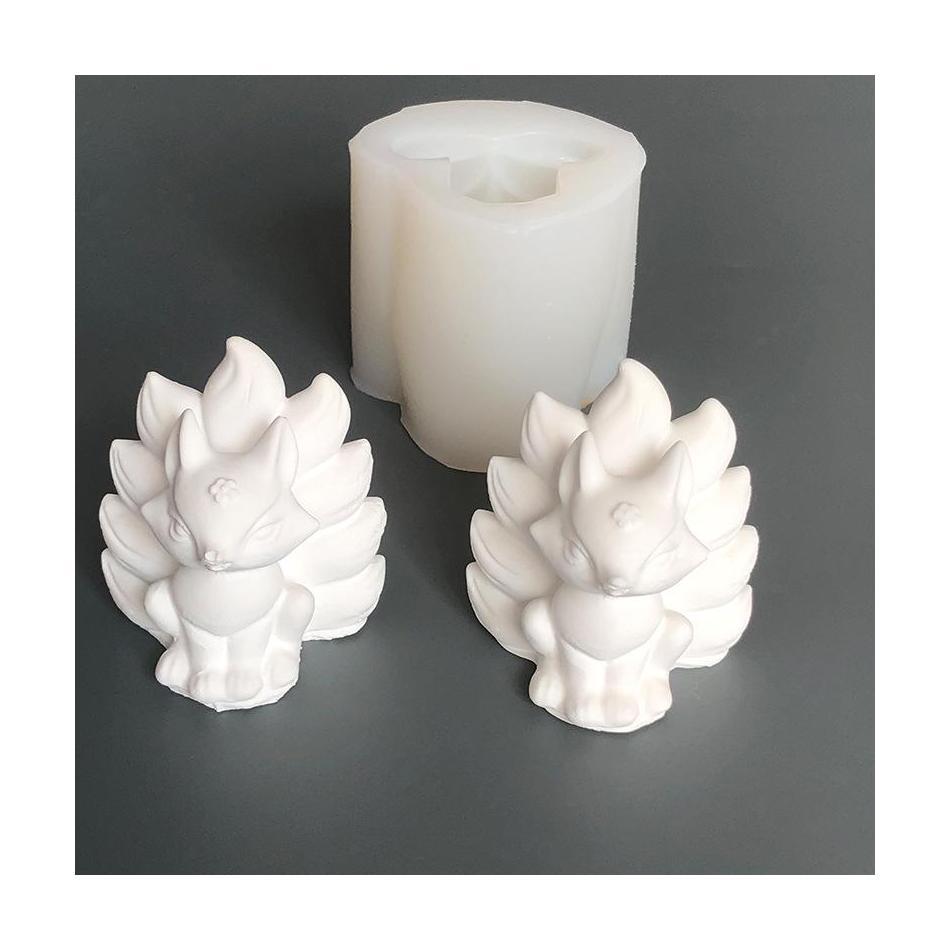 1 PcsFoxes Candle Silicone Mold Handmade Desktop Decoration Gypsum Epoxy Resin Aromatherapy Candle Silicone Mould