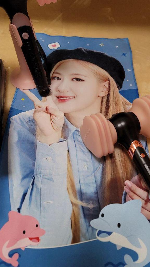 [USED] BLACKPINK Retirement Merchandise Cannot Be Sold Separately